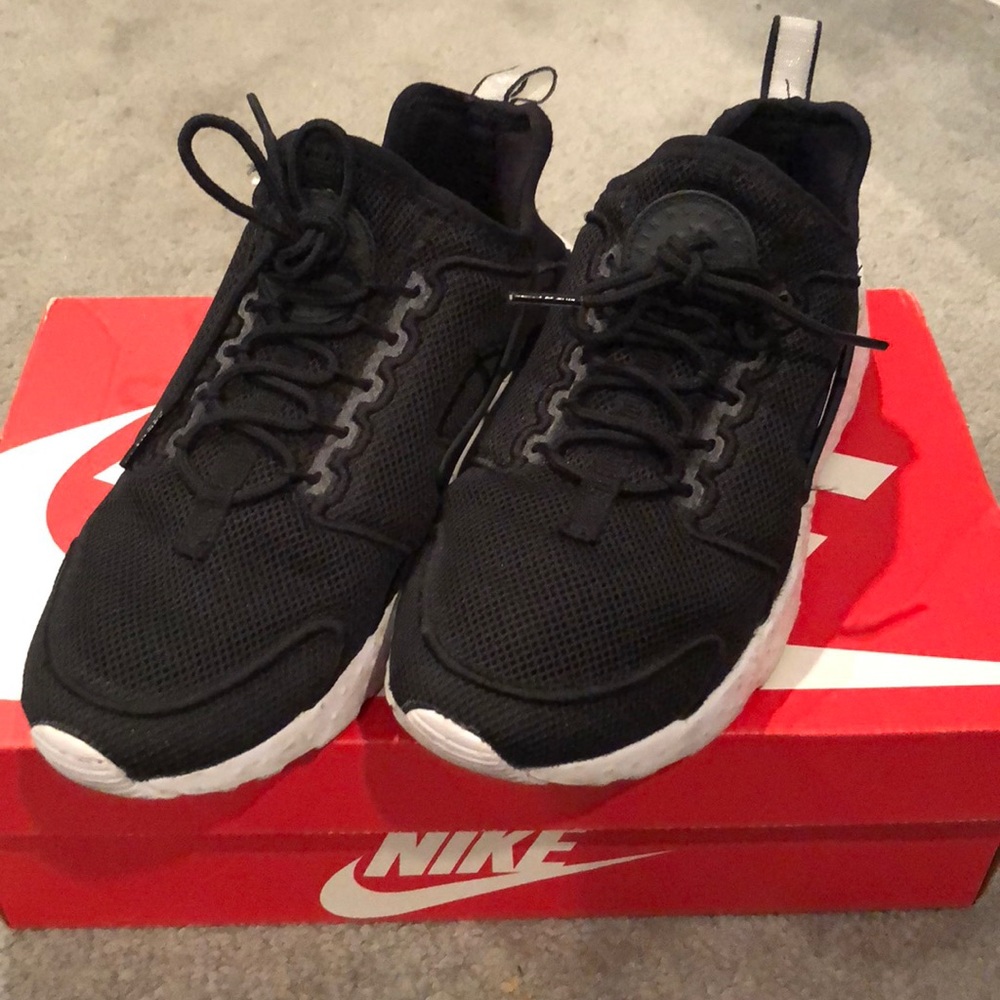 Nike Air Huarches
